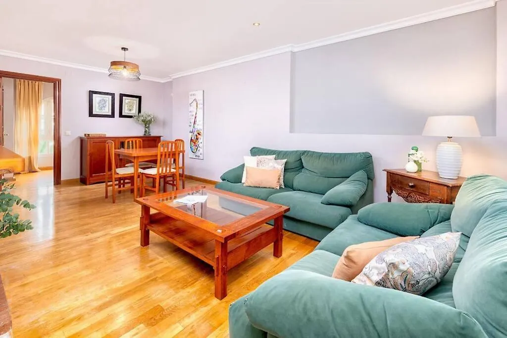 מאלגה Beach Duplex With Sea Views דירה