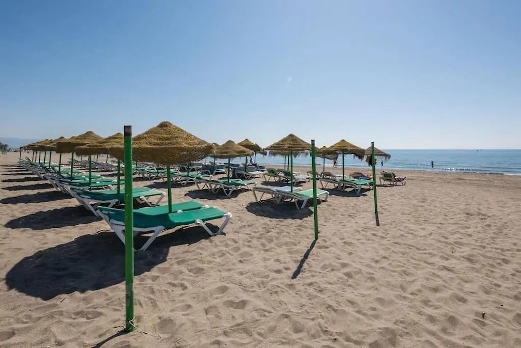 מאלגה Beach Duplex With Sea Views